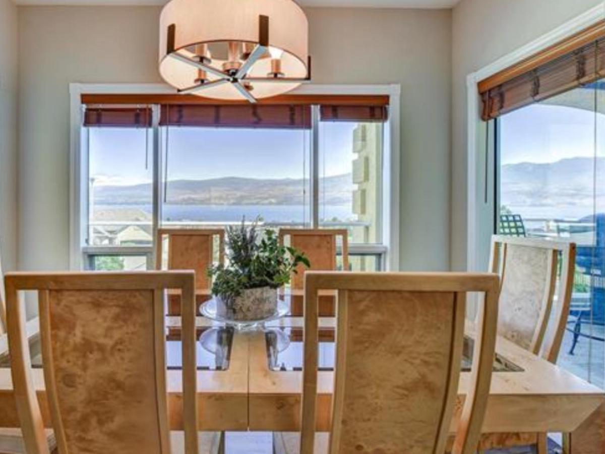 Lake View Yellow House By Winary Resort West Kelowna Exterior photo